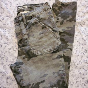 Mossimo Denim High Rise Jegging Camo Sz8